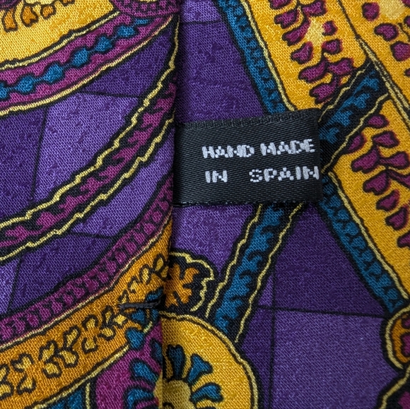 Versace Purple and Yellow Men's Tie - Picture 9 of 13